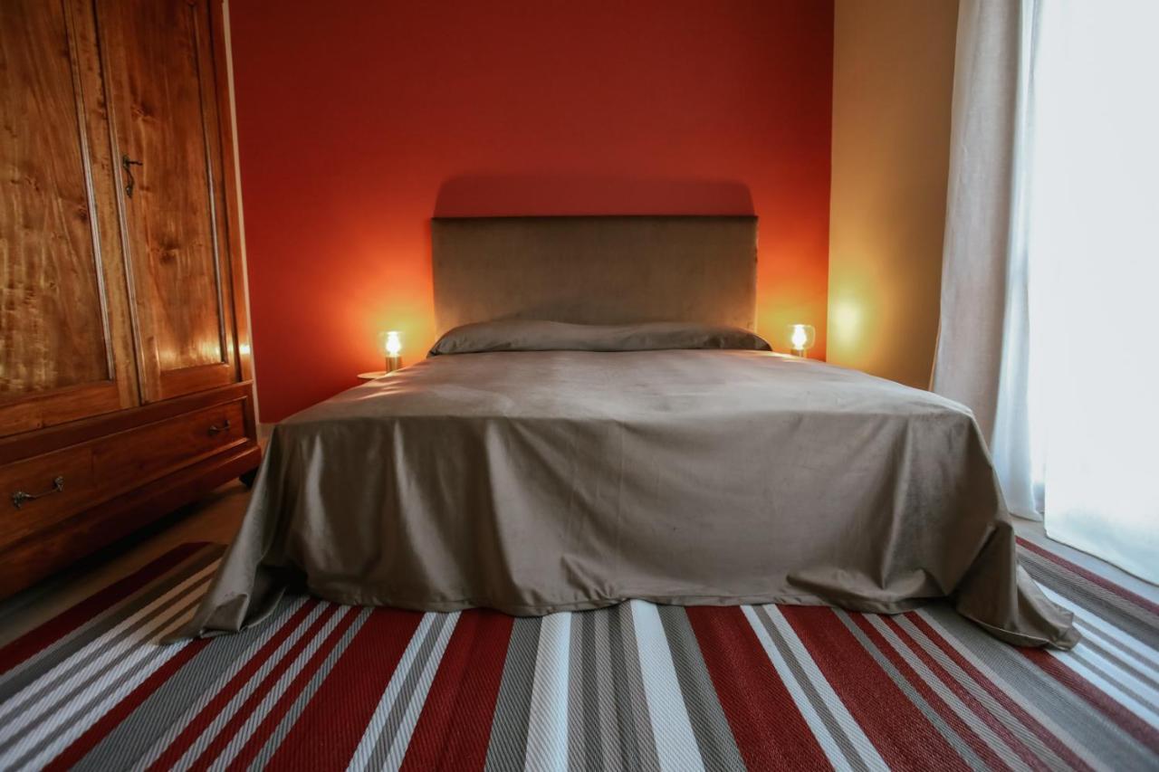 Bed and Breakfast Ca'Du Lin - Jacuzzi Cisterna dʼAsti Exteriér fotografie