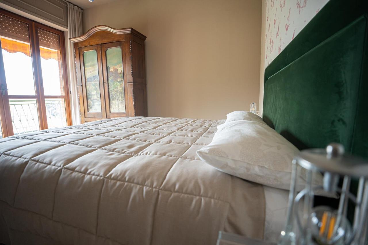 Bed and Breakfast Ca'Du Lin - Jacuzzi Cisterna dʼAsti Exteriér fotografie