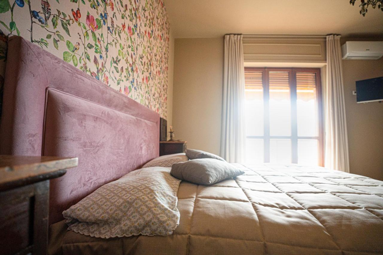 Bed and Breakfast Ca'Du Lin - Jacuzzi Cisterna dʼAsti Exteriér fotografie