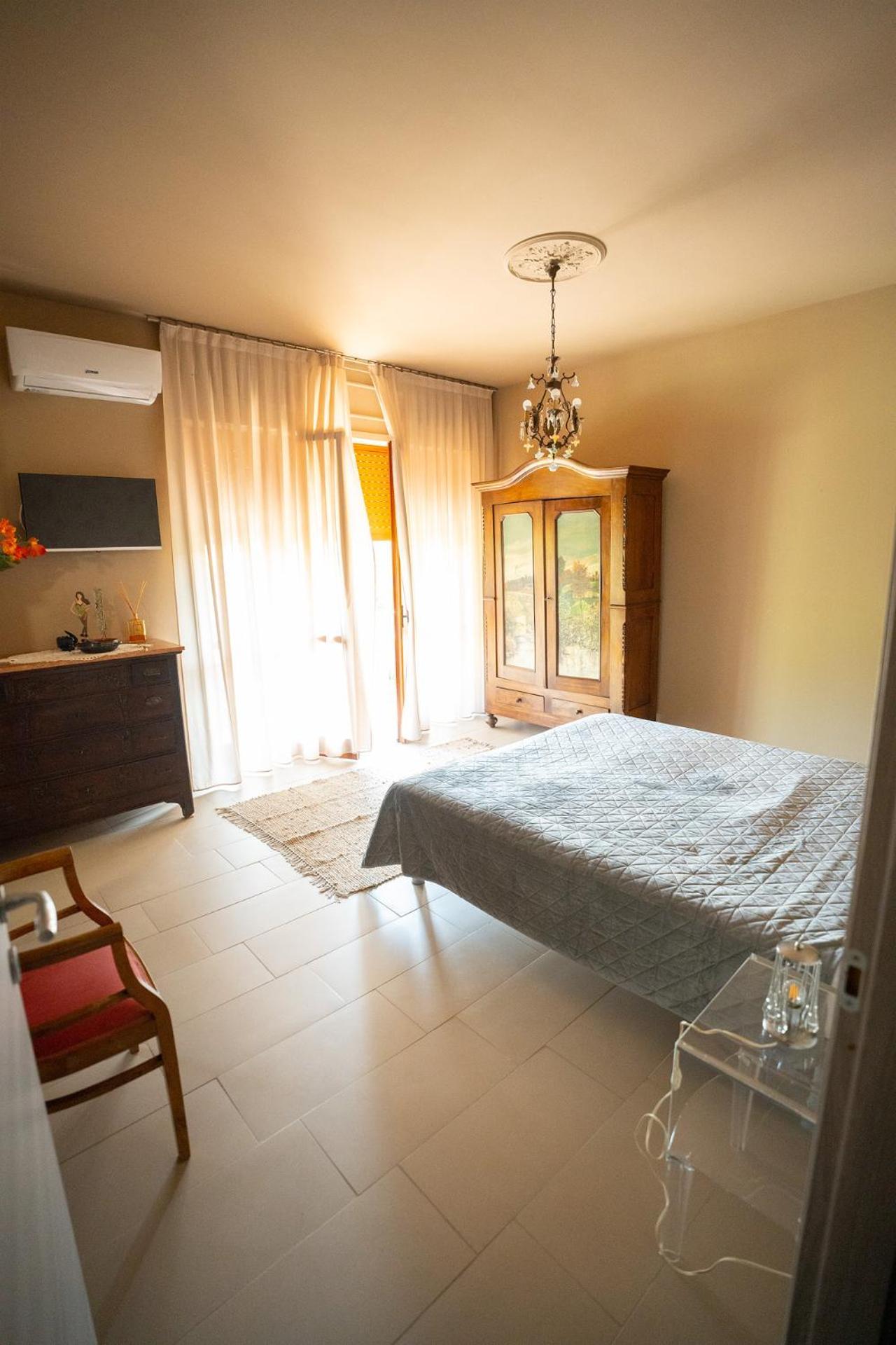 Bed and Breakfast Ca'Du Lin - Jacuzzi Cisterna dʼAsti Exteriér fotografie